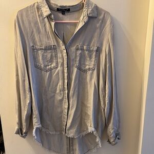 Gray Button-Up Shirt with Frayed Hem